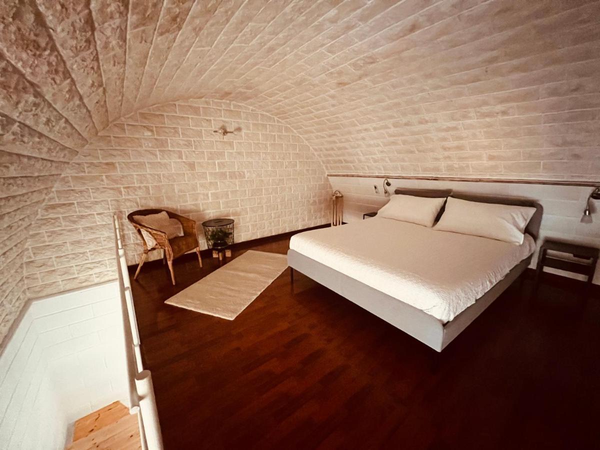 Bed and Breakfast Gilu' Adelfia Esterno foto