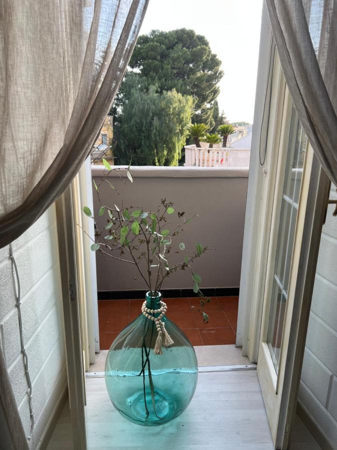 Bed and Breakfast Gilu' Adelfia Esterno foto